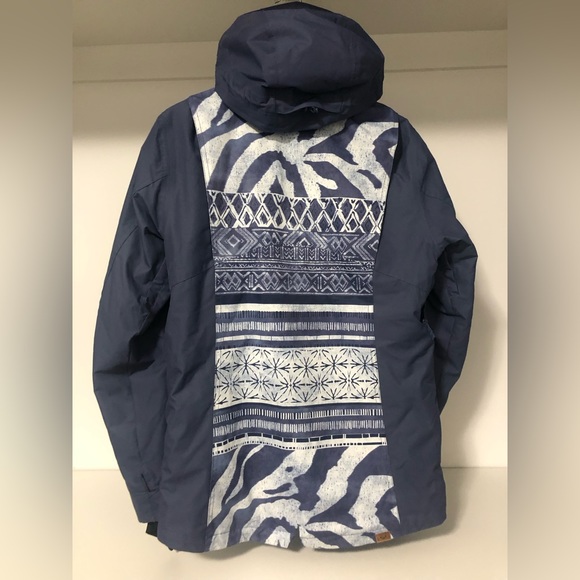 Roxy Snow Jacket - Picture 2 of 6